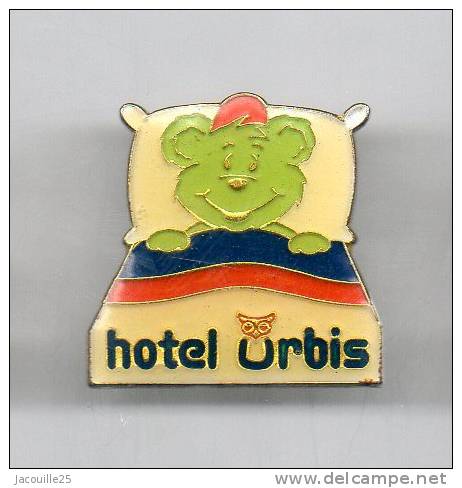 PINS PIN'S  OURS OURSON PANDA KOALA HOTEL URBIS - Animaux