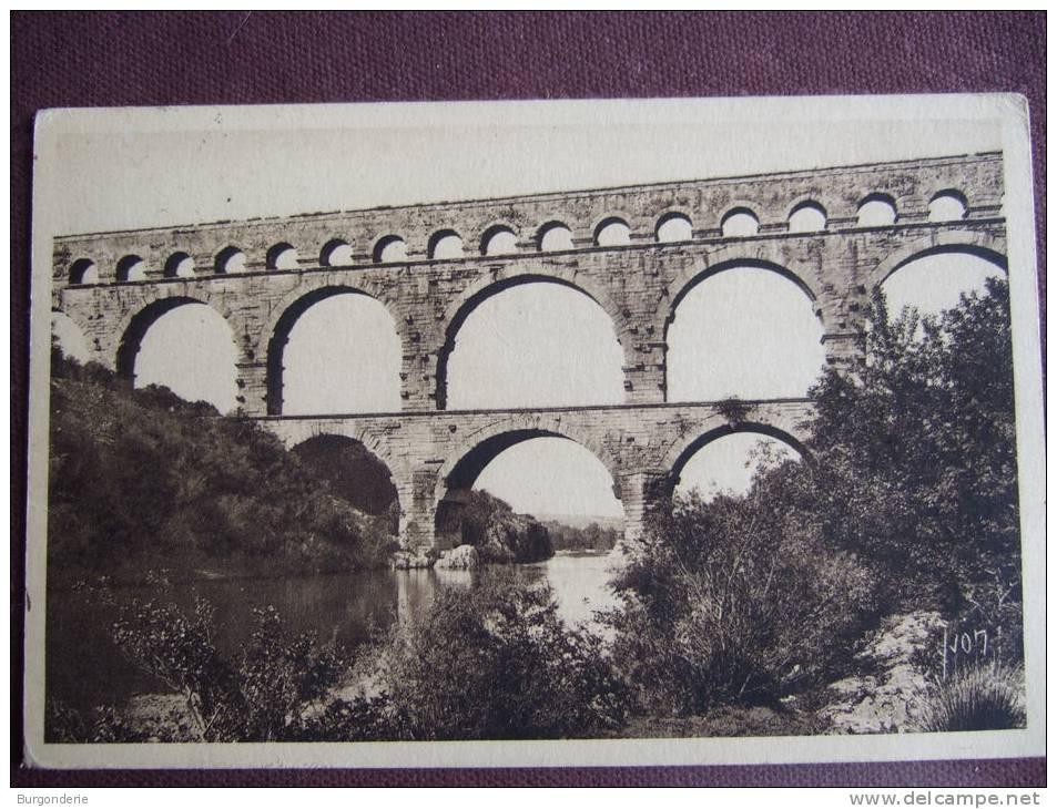 LE PONT DU GARD / JOLI LOT DE 6 CPA / TOUTES LES PHOTOS - Remoulins