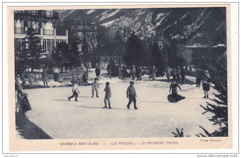 CHAMONIX  MONT-BLANC    -  " LE  PRIEURE "  -  LA  PATINOIRE  PRIVEE - Chamonix-Mont-Blanc