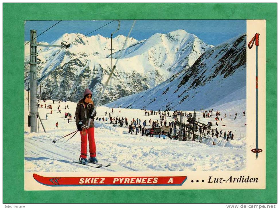 Luz-Saint-Sauveur Station De Luz-Ardiden Les Pistes De Ski Et Le Pic De Nère Téléski Skieuse - Luz Saint Sauveur