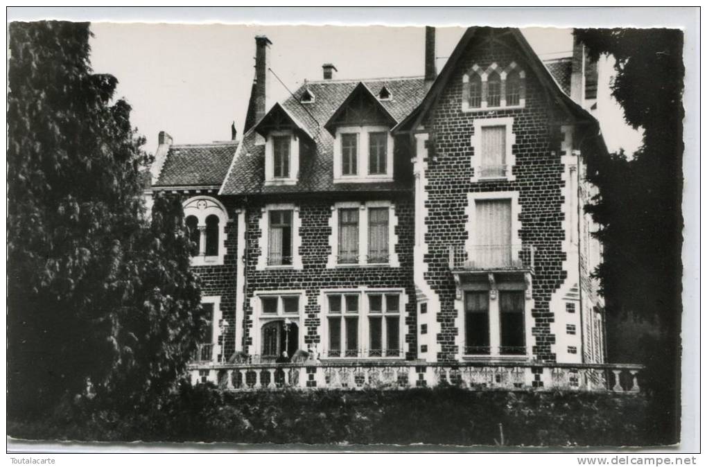 CPSM 63 PARENTIGNAT MAISON SACERDOTALE SAINT PIERRE LA MAISON VUE DE LA VALLEE DE L ALLIER - Pont Du Chateau