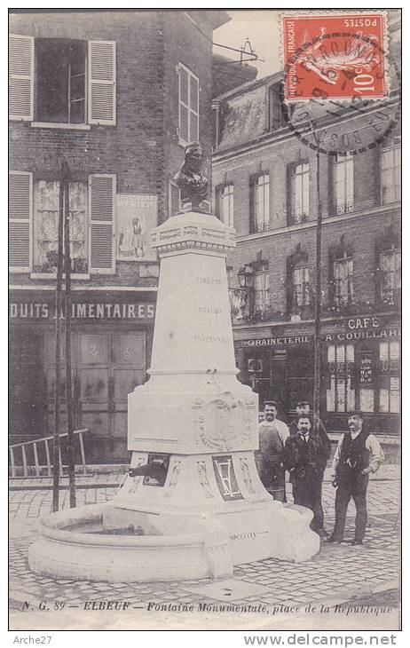 CPA - 76 - ELBEUF - Fontaine Monumentale Place De La République - 89 - Elbeuf