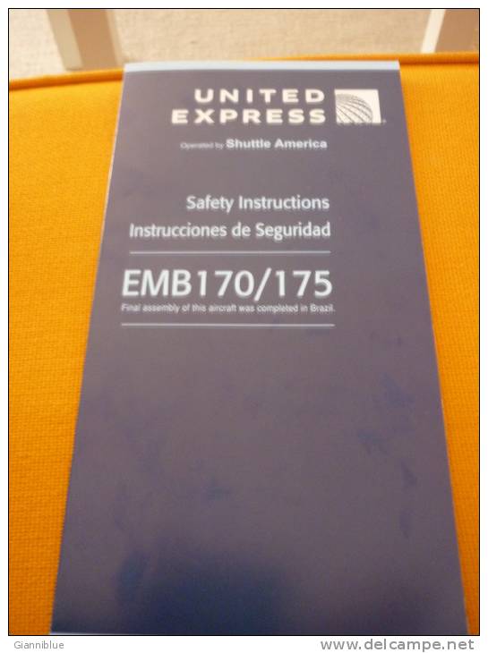 United Express Shuttle America Airlines U.S.A. - Consignes Sécurité/safety Card - Safety Cards