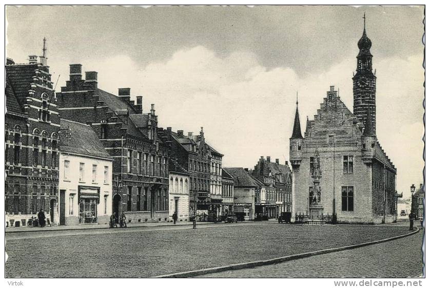 Herentals :   Grote Markt En Stadhuis - Herentals