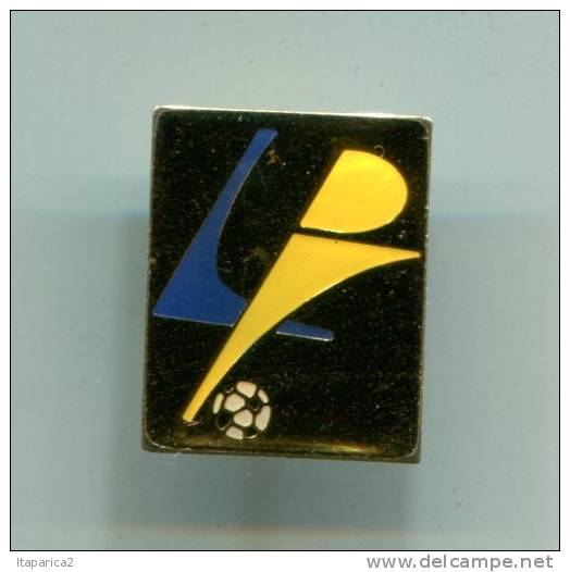 PINS SPORTS FOOTBALL BLASON / Doré - Football