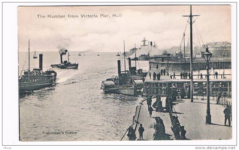 UK1697   HULL : The Humber From Victoria Pier - Hull