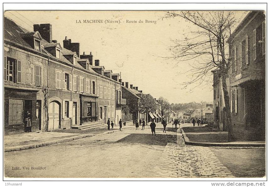 Carte Postale Ancienne La Machine - Route Du Bourg - La Machine