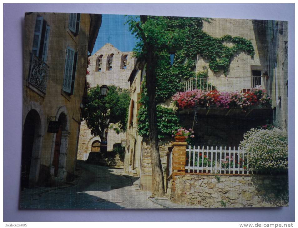 Le Castellet ( 83 ) La Rue Droite - L'eglise 12°s ( Scann Recto Verso ) - Le Castellet