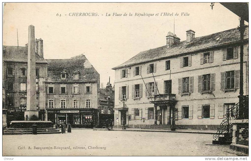 CHERBOURG LA PLACE DE LA REPUBLIQUE ET HOTEL DE VILLE - Cherbourg