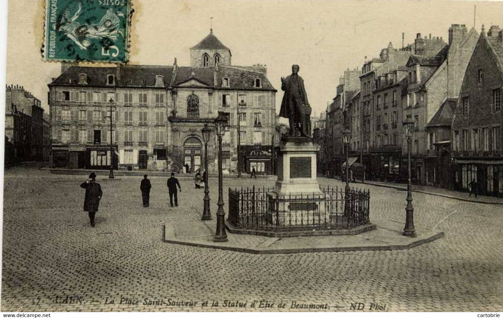Dépt 14 - CAEN - La Place Saint-Sauveur Et La Statue D'Élie De Beaumont - Caen
