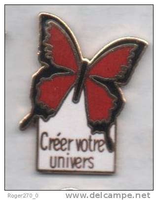 Beau Pin´s En EGF , Papillon Rouge - Animals