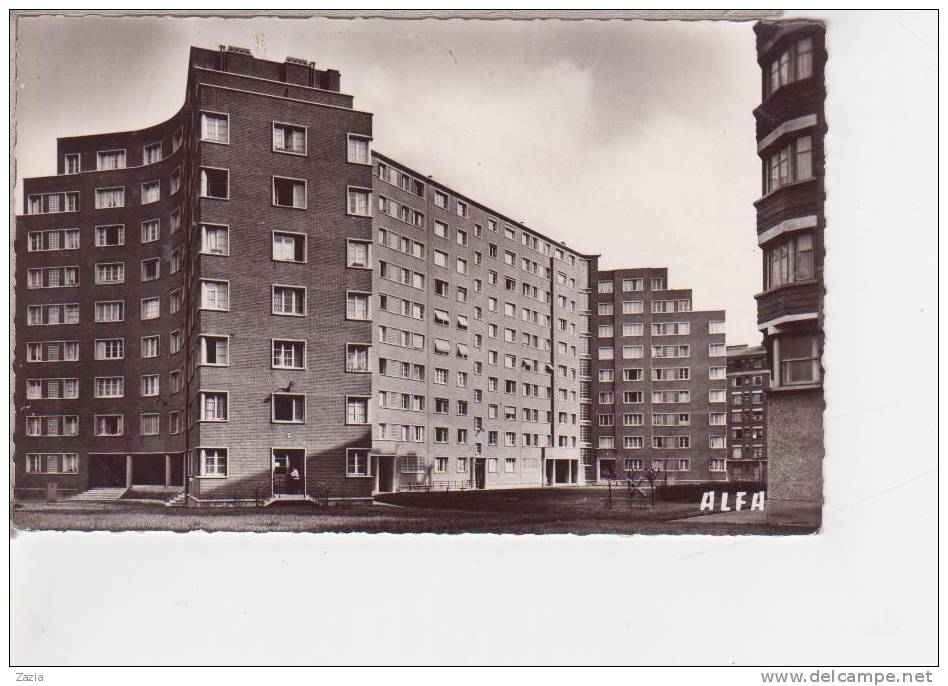 75.006/ Immeubles Du Square D'Amiens Cpsm - Paris (20)