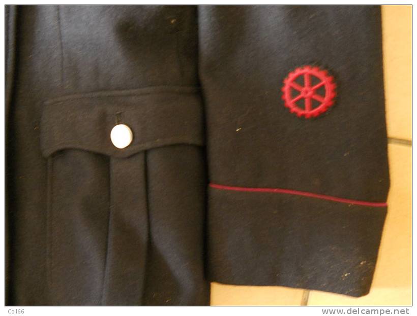 Veste D´Uniforme Allemande De Pompiers Ancienne Avec Parements épaulettes Lieutenant Rappel De Décoration Et Spécialité - Pompiers