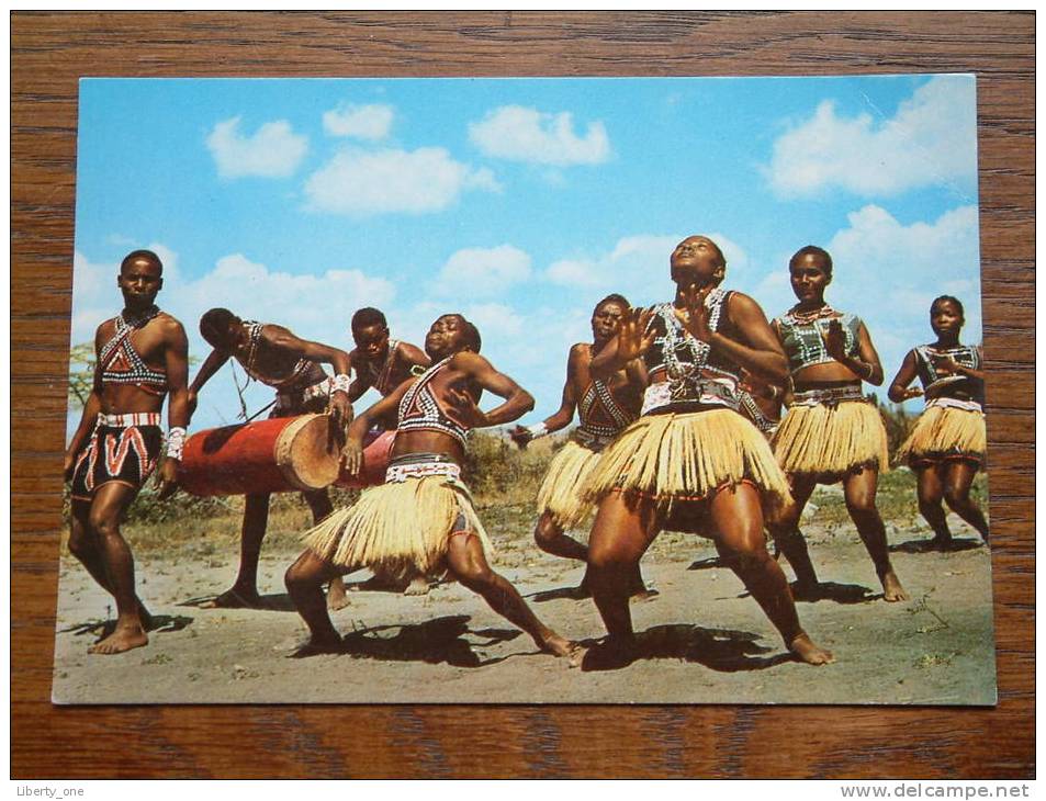 KITUI Dancers / Anno 19?? ( Zie Foto Voor Details ) !! - Kenya