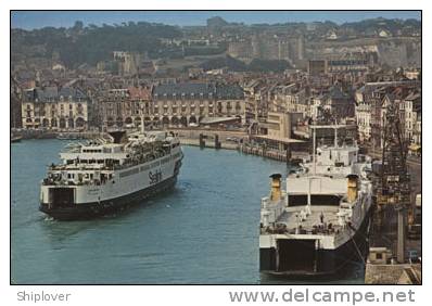 Ferry VALENCAY à Dieppe - CPM - Bateau/ship/schiff - Ferries