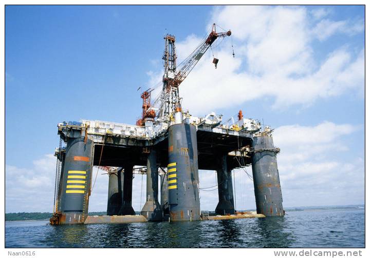 (N51-071  )   Petroleum Offshore Platform Oil Well Pumpjack Pump Offshore Drilling - Aardolie