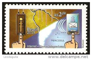 BRAZIL 2013  -  THE  INTERNET - INTEGRATIVE NETWORKS -  MINT - Unused Stamps