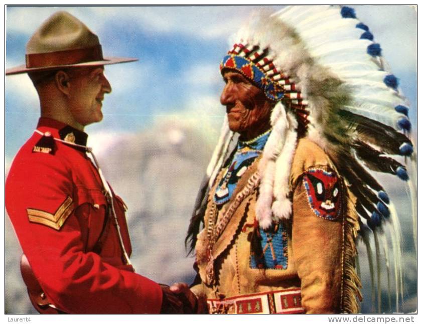 (502) Canadian Moaunted Police Officer And Native Canadian Indian Chief - Police - Gendarmerie