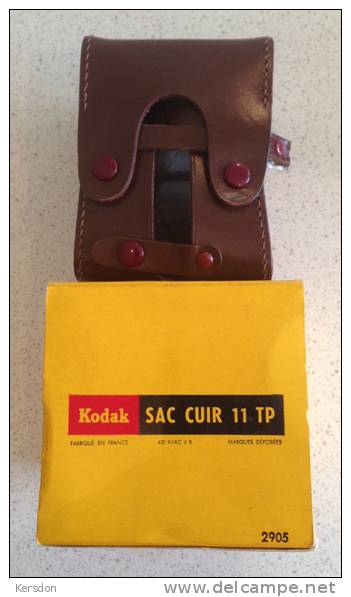 Kodak - Sacoche Cuir Pour Kodak Brownie Avec Sa Boite - NEUF - RARE - Supplies And Equipment