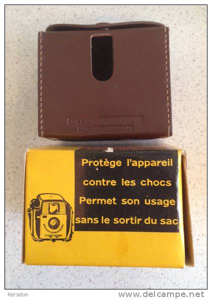 Kodak - Sacoche Cuir Pour Kodak Brownie Starlet Avec Sa Boite - NEUF - RARE - Matériel & Accessoires