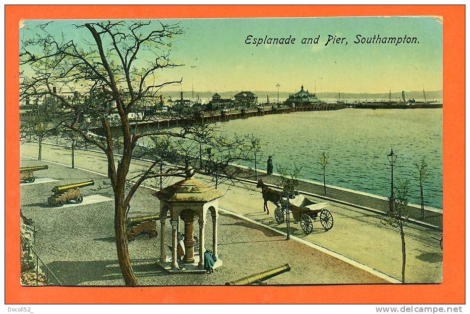 Angleterre - Southampton  "  Esplanade And Pier  " Carte Glacee - Southampton