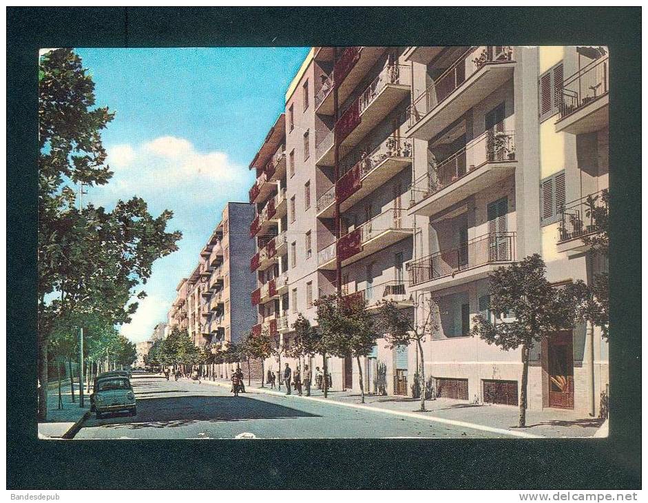 CPSM - Italie - Molfetta - Viale Pio XI ( Pie XI Automobile FIAT Ed. La Cartotecnica De Ruvo) - Molfetta