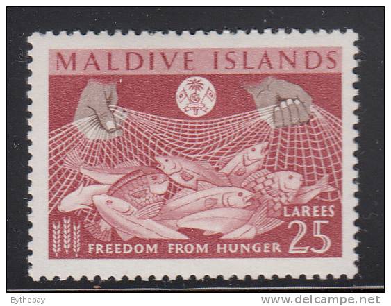 Maldives MH Scott #121 25l Fish In Net - Freedom From Hunger Campaign - Maldives (...-1965)