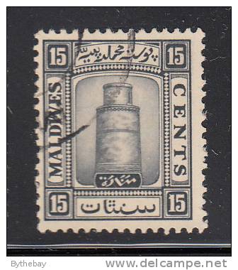 Maldives Used Scott #16 15c Minaret Of Juna Mosque, Near Male, Gray Black - Maldives (...-1965)