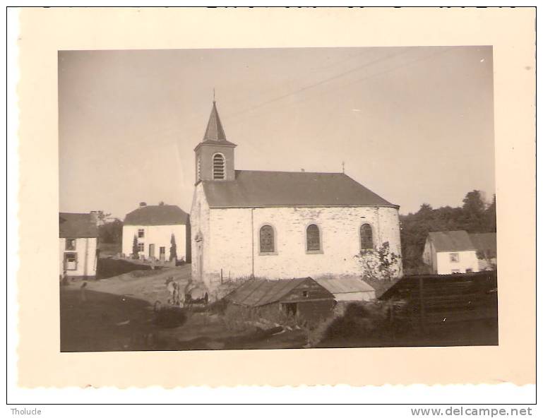 Engreux (Mabompré-Houffalize)L´Eg Lise Saint Antoine -Le Gîte -Camp J.J.O.C 15 Aôut 1947- Photo  Originale-9x6,5cm - Albums & Collections