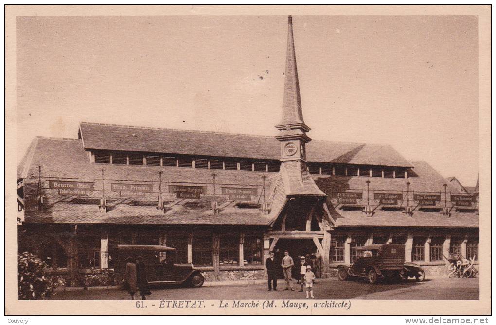 CPA 76  ETRETAT , Le Marché. (animée) 1933. - Etretat