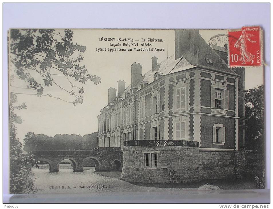 (77) - LESIGNY - LE CHATEAU - FACADE EST - AYANT APPARTENU AU MARECHAL D'ANCRE - Lesigny