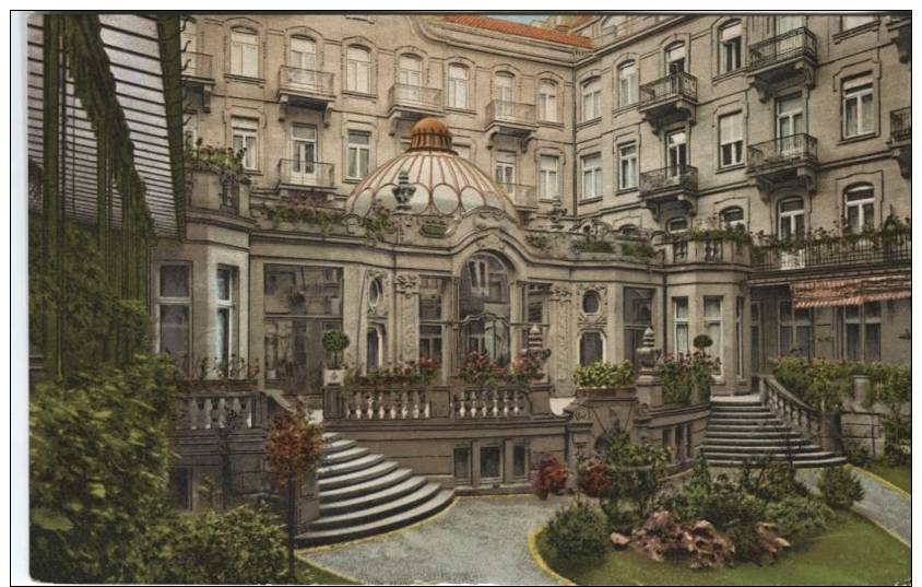 Vereinigte Kunstanstalten Postcard - Palast-Hotel Kochbrunnenbadhaus Wiesbaden Gartenseite - Wiesbaden