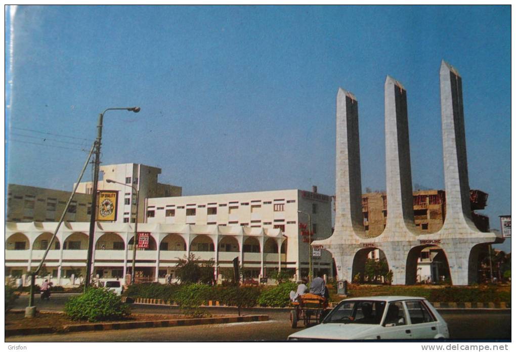 Clifton Road Karachi - Pakistan