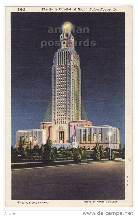 USA, BATON ROUGE LA, STATE CAPITOL NIGHT VIEW ~ C1940s Unused Vintage LOUISIANA Postcard  [3897] - Baton Rouge