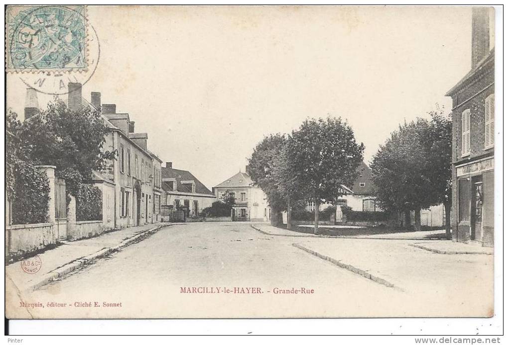 MARCILLY LE HAYER - Grande Rue - Marcilly