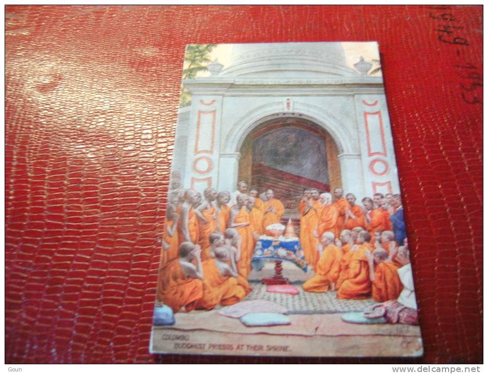 BC4-3-1 LC42  Ceylon Colombo Buddhist Priests At Their Shrine - Autres & Non Classés