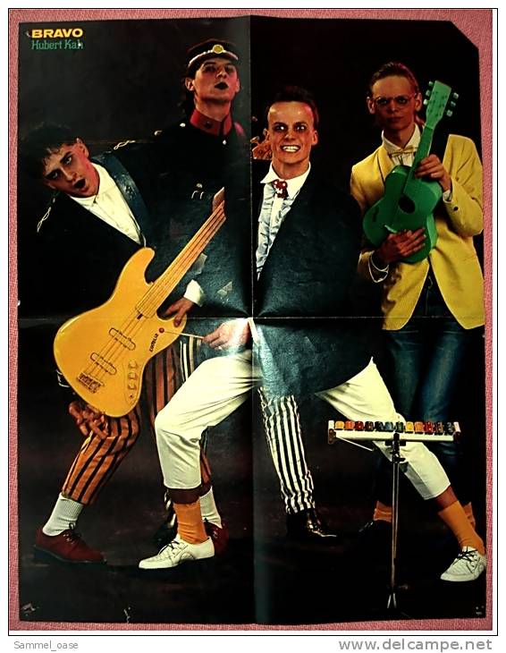 Musik Poster  - Hubert Kah -  Rückseitig Martin Shaw / Lewis Collins  -  Ca. 40 X 52 Cm  -  Von Bravo  Ca. 1982 - Posters