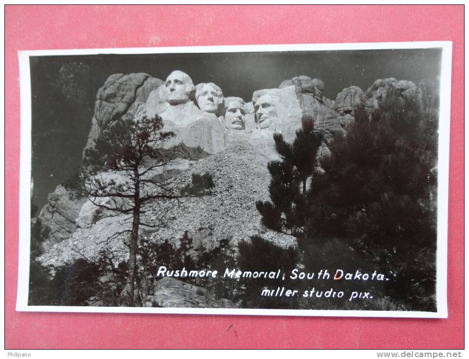 Rppc By Miller---  South Dakota > Mount Rushmore EKC Box  Not Mailed   Ref  9935 - Mount Rushmore