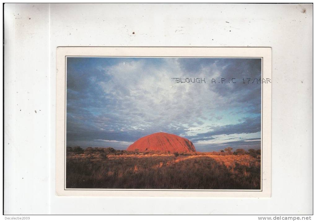 BT11696 Northem Territory The Monolith Of Ayers Rock   2 Scans - Uluru & The Olgas