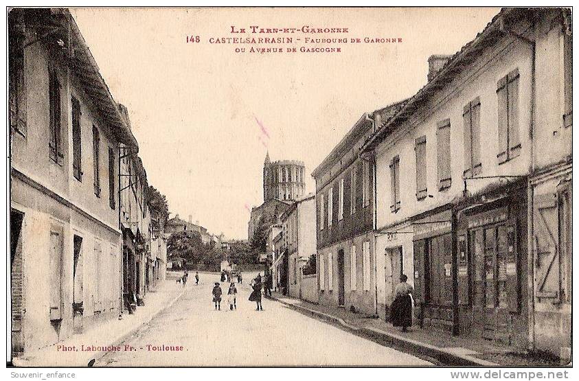 CPA 148 Castelsarrazin  Faubourg De Garonne  Ou Avenue De Gascogne Le Tarn Et Garonne 82 Phot Labouche Toulouse - Castelsarrasin