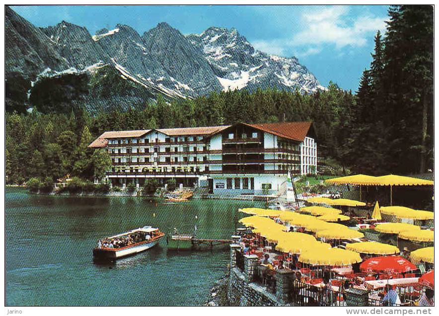 Deutschland, Eibsee /Oberbayern/ Eibsee-Hotel+ Eibseepavillon -Terrasse Mit Anlegestellefur Motorboot-Rundfahrt, - Zugspitze