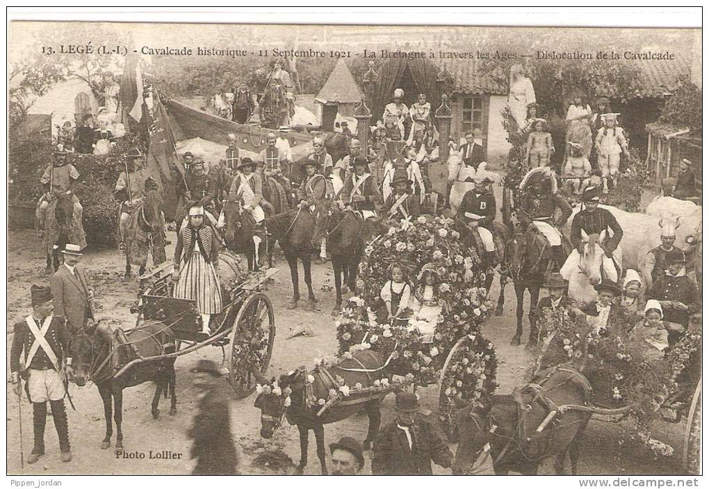 44  LEGE  *Cavalcade Historique   -11 Septembre 1921  La Bretagne à Travers Les Ages -Dislocation De  La Cavalcade  * - Legé