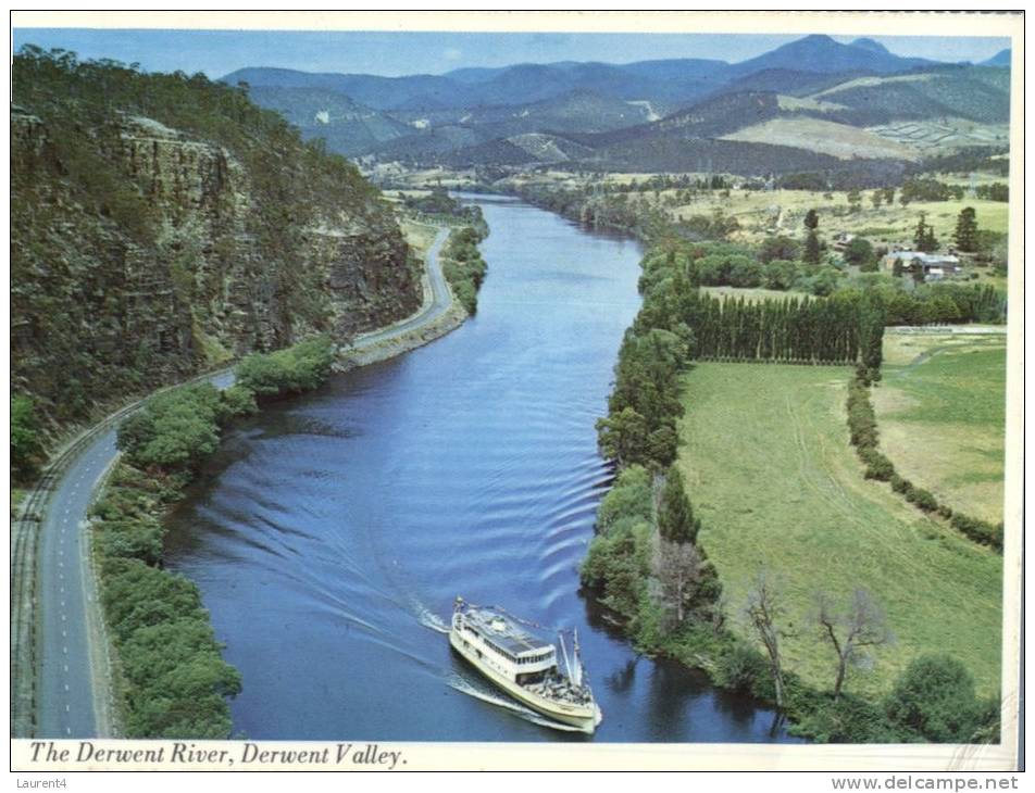 (531) Australia - TAS - Derwent River - Wilderness