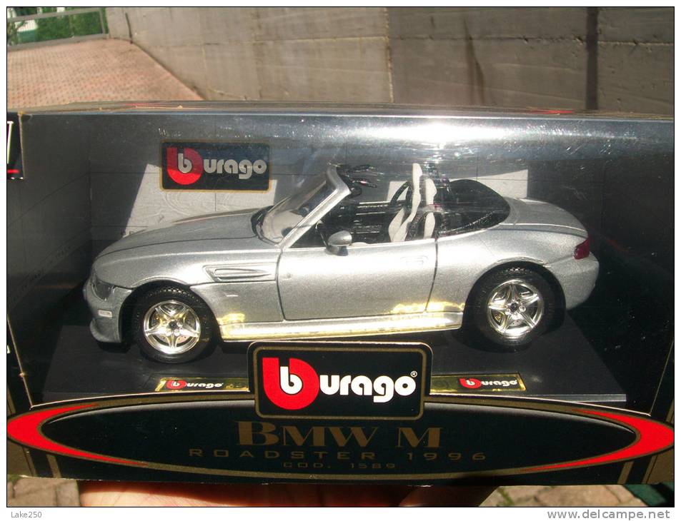 BURAGO - BMW Z3  SPIDER   AVEC SA  BOITE  Scala 1/24 - Burago