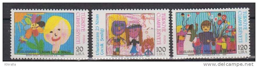 TURQUIE     1986     N°  2491 / 2493         COTE  3.50  EUROS       ( 1360 ) - Ungebraucht