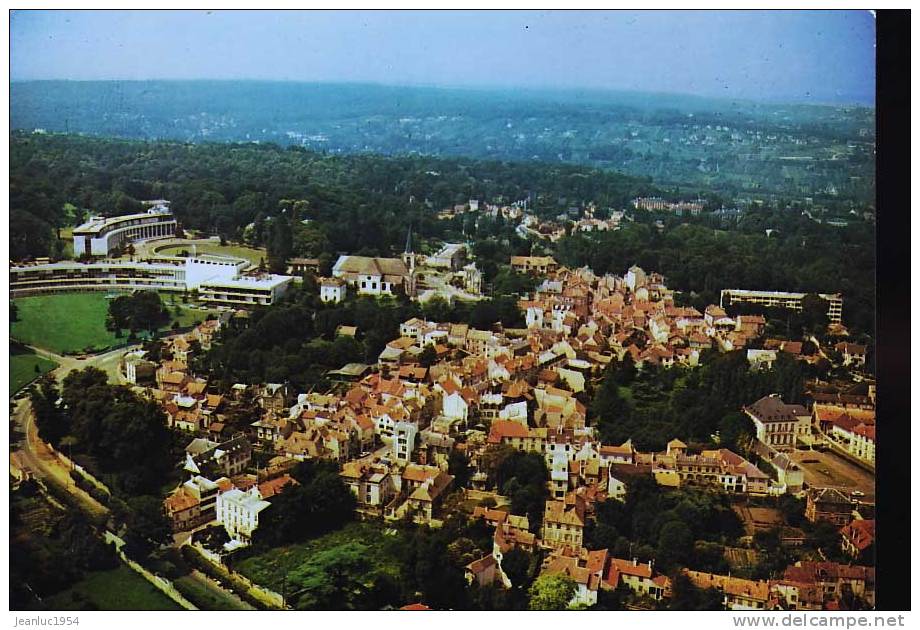 POISSY - Poissy