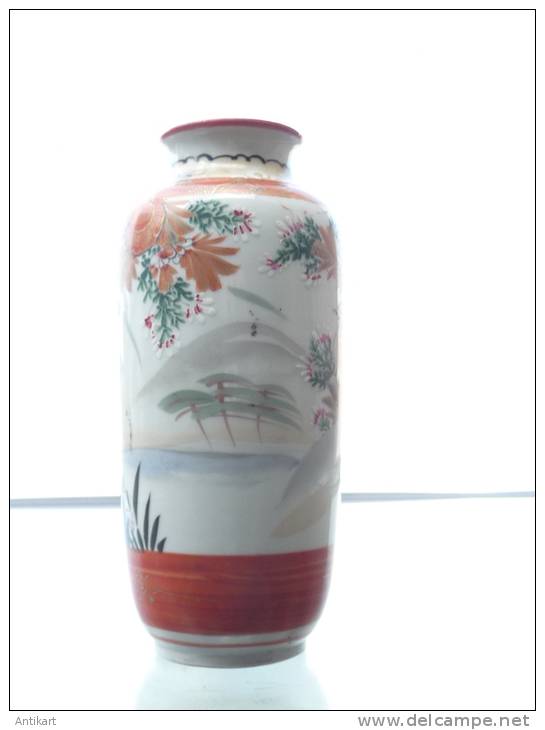 JAPON - Vase Kutani à Décor D'oiseau , SIGNE Début XXe - Rare Couleur Corail - Arte Asiatica