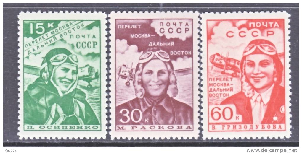 Russia  718-20   * - Unused Stamps