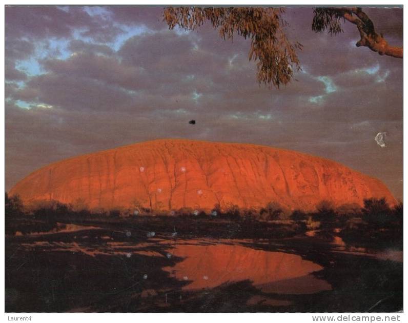 (315) Australia - NT - Uluru - Uluru & The Olgas