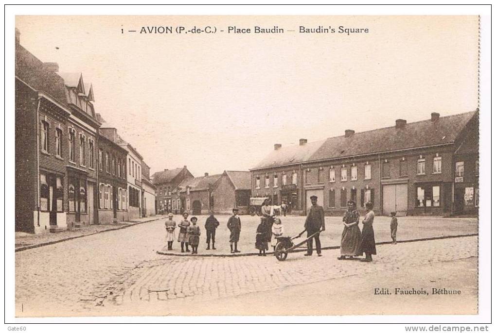 Avion   -  Place Baudin - Avion